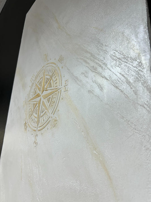 accent wall  with venetian plaster